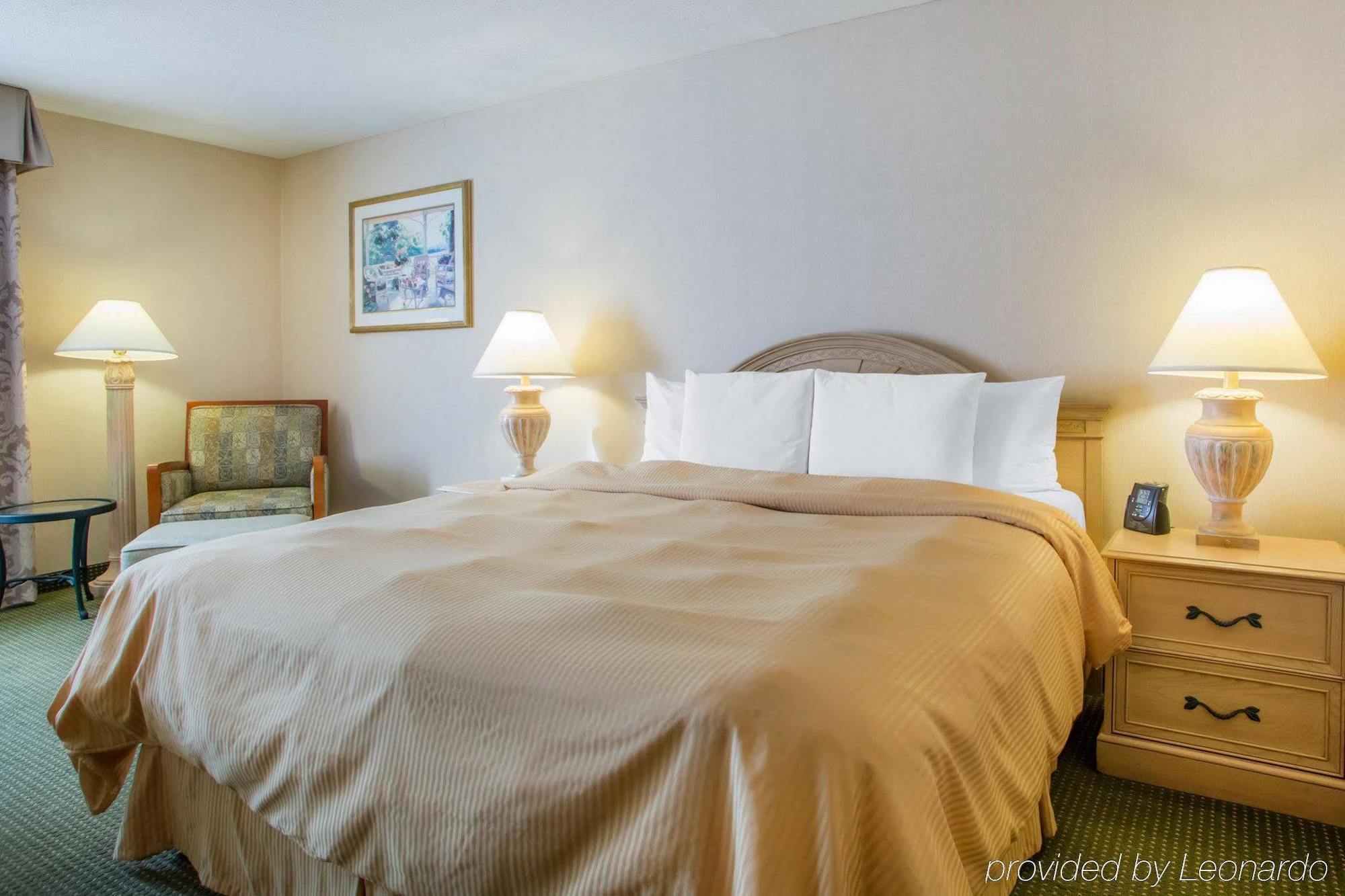Clarion Hotel