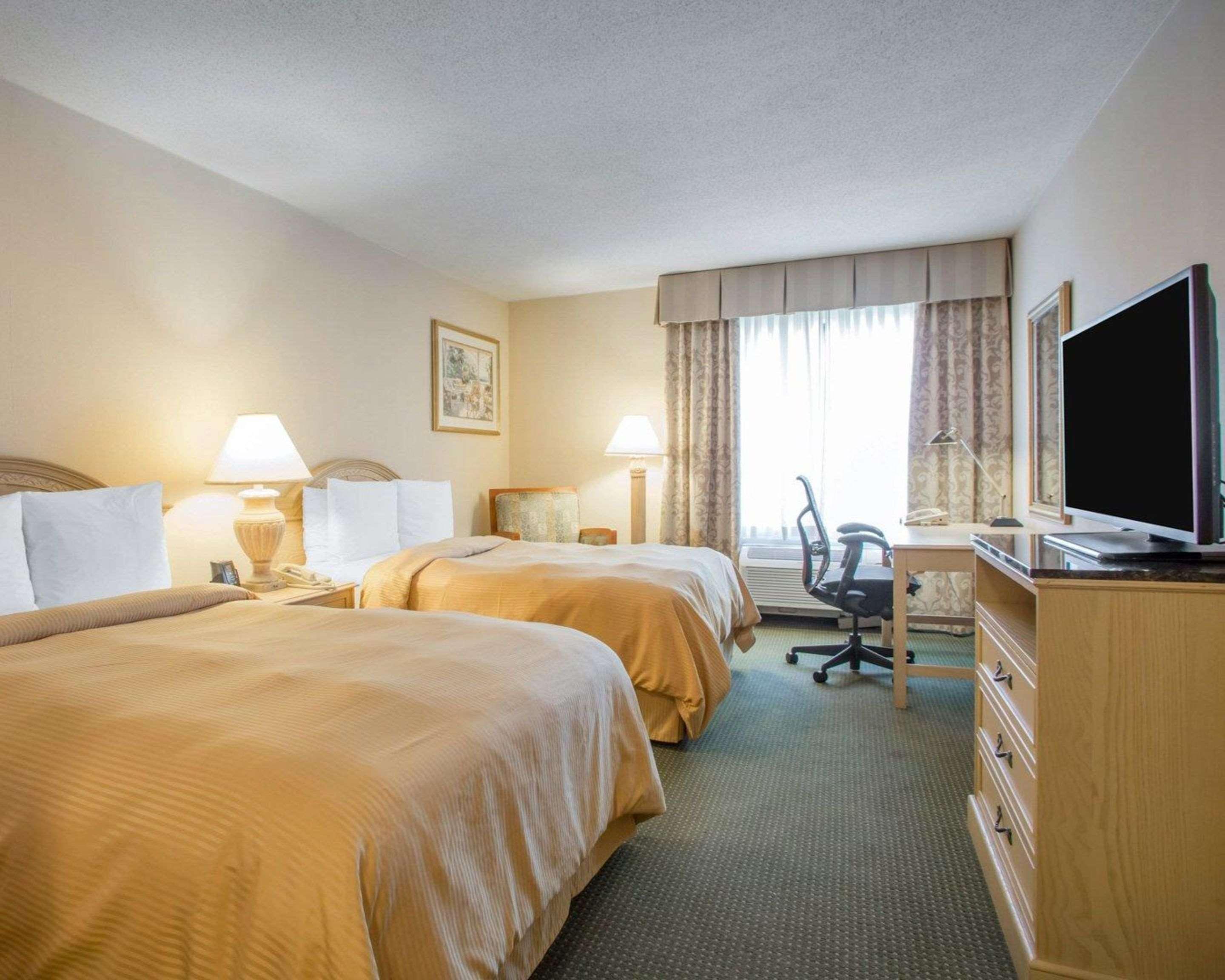La Quinta & By Wyndham South Holland