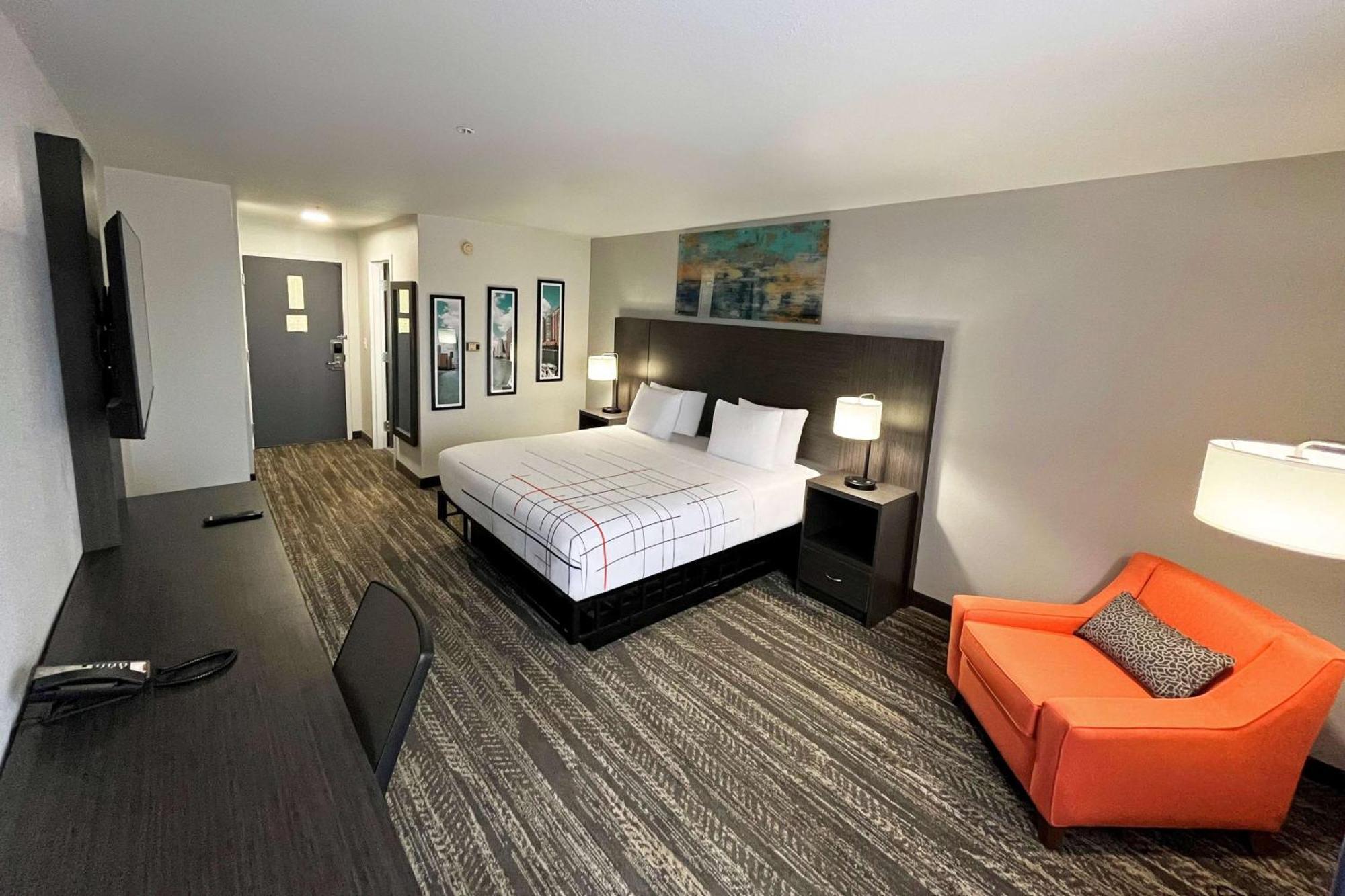 Hotel La Quinta & By Wyndham