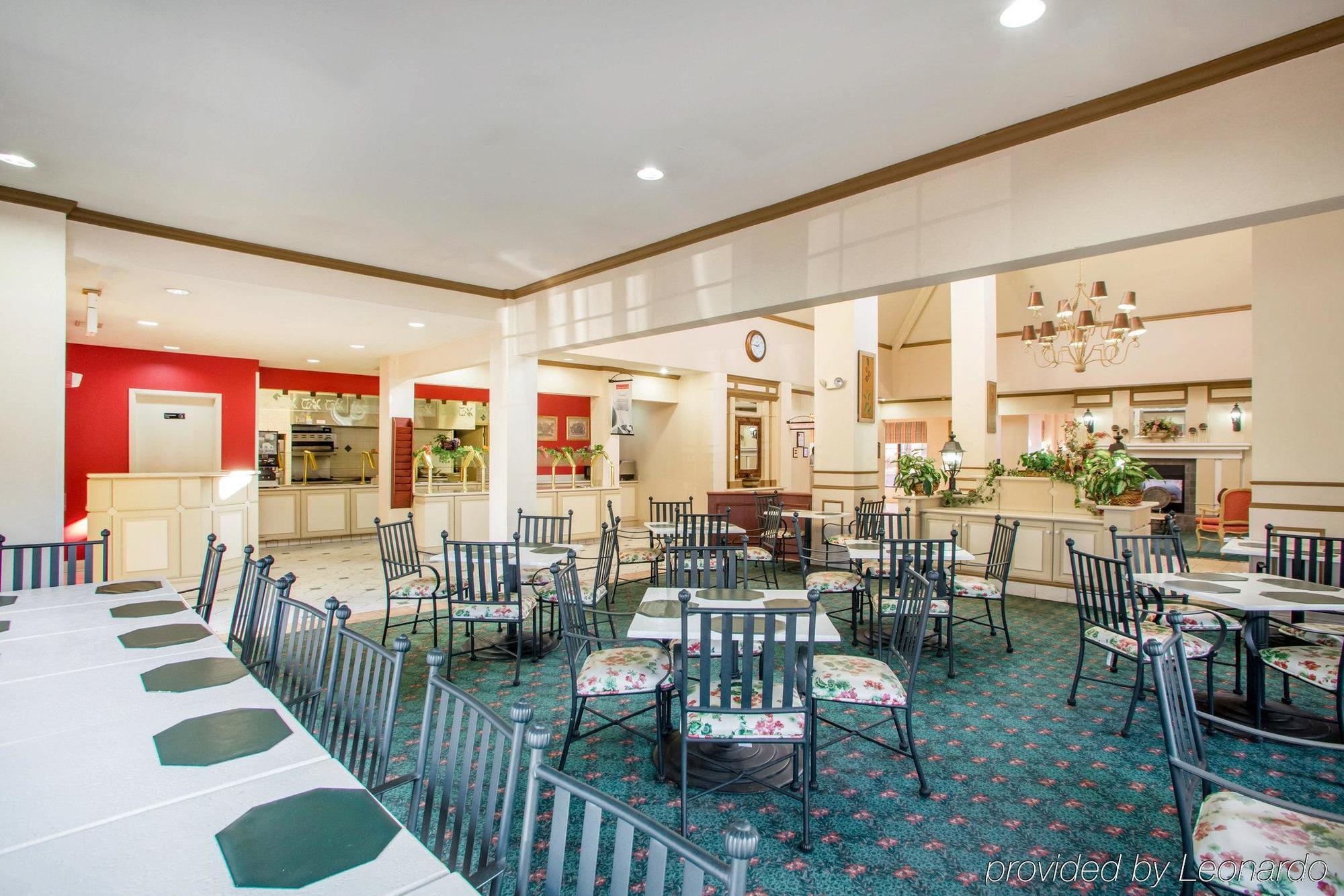 La Quinta & By Wyndham Hotel South Holland