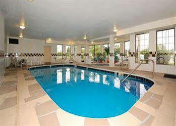 Hotel La Quinta & By Wyndham 3*